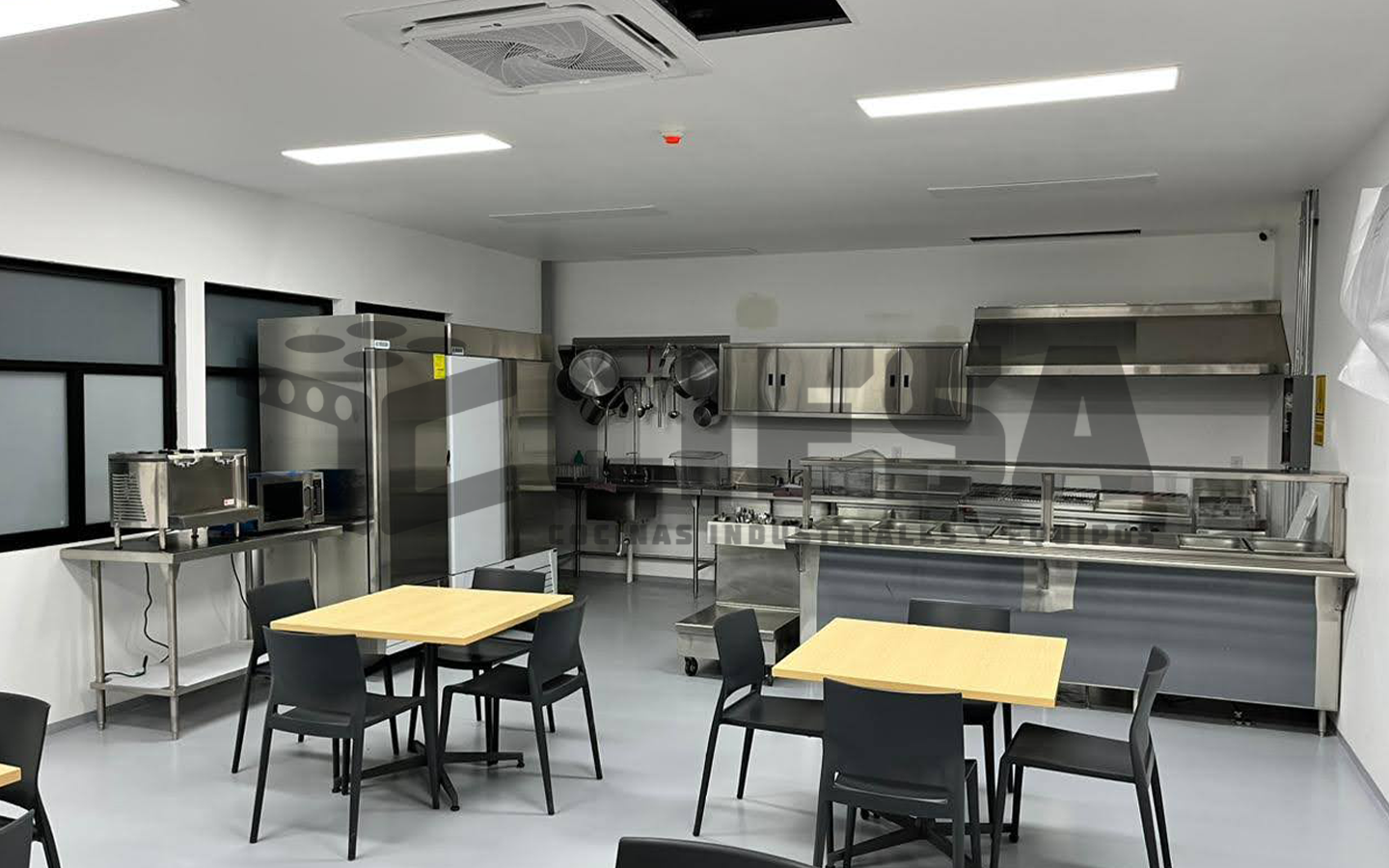 Mesa de trabajo 1